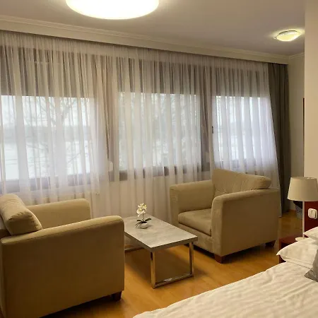 Part Cafe Guest house 3*