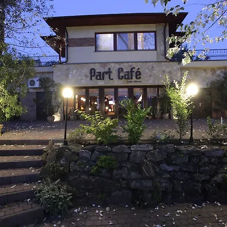 Gasthuis Part Cafe 3*
