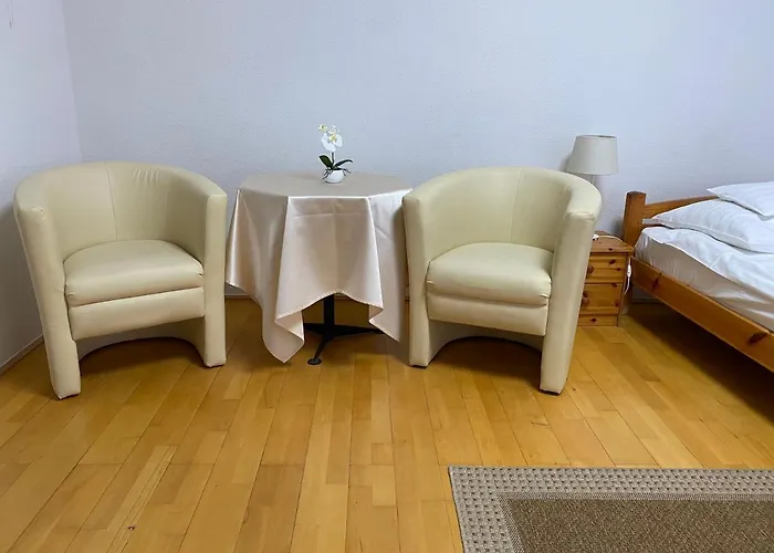 Part Cafe בית הארחה 3*